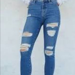 super good condition , stretchy skinny jeans , pacsun